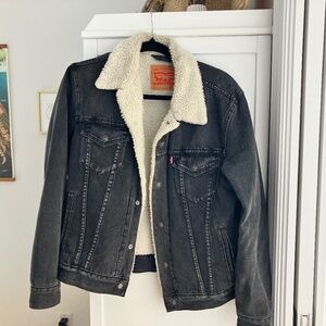 Levi's Premium Sherpa Trucket Jacket